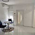 Siesta 아파트 *