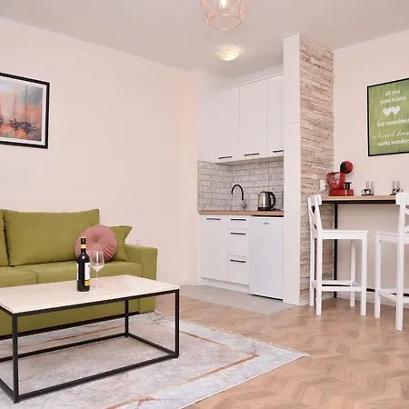 アパート Siesta *